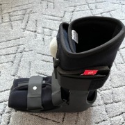 ORTEZA, BUT ORTOPEDYCZNY POMPOWANY WALKER XL