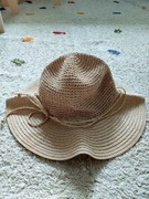 Kapelusz damski beżowy
