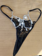 Stringi damskie używane.