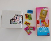 PREZENT Nostalgia BOX Lata 80/90 Retro Kubek Tetris + Gumy