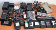 Duży zestaw adapterów i ładowarek do starych kamer