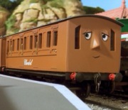 Wagon KLARA pociąg tory drewniane plastikowe Tomek i Przyjaciele