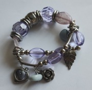 Bransoletka metalowa / tworzywo na gumce 