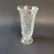 Wazon szklany masywny - UNION BOHEMIA -motyw kwiatowy wer.1