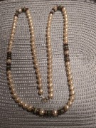 Korale vintage  jablonex 