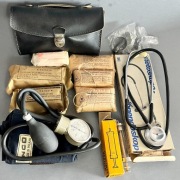 UNIKAT Zestaw Medyczny PRL 1951-1984 – Muzealny / Militaria
