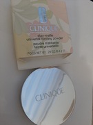 Clinique niewidoczny puder matujacy, bez śladu koloru
