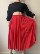 Długa czerwona plisowana spódnica maxi wysoki stan vintage M/38 L/40