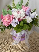 Bukiet prezentowy wykonany z mydła. flower box