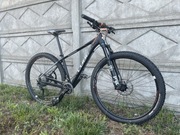 Rower CUBE Race One 29 fox, xt 