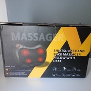 Masażer poduszka masującą 