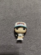 Dustin stranger things funko pop kinder joy 