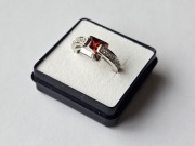 Srebrny pierścionek z cyrkonią próba 925