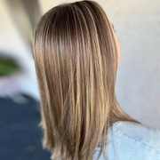 Peruka damska długie proste włosy z grzywką balejaż, NOWA