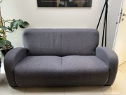 Sofa grafitowa – nowoczesna, miękka, stan bardzo dobry
