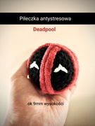 Piłeczka antystresowa lub brelok Deadpool 
