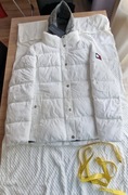 Nowa, oryginalna kurtka Tommy Hilfiger z odpinanym kapturem. 