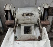 Szlifierka stołowa SZ 750 200/25 380V