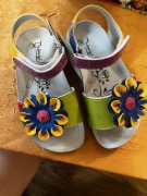 Sandałki dziewczęce Primigi piękne kolorowe r.27