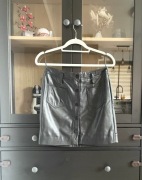 Skórzana spódnica mini Mango S 36