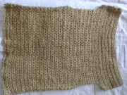 Letnia dziewczęca bluzeczka.