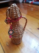 Butelka gąsior w wiklinie