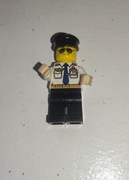 LEGO ludzik figurka pilot samolotu czapka