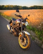 Yamaha XSR 125 Legacy, 2025 r. pierwszy wł, salon polska, gwarancja, 3909km