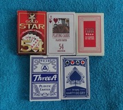 Pięć różnych talii do brydża lub pokera