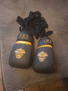 Dbx Bushido. Rękawice r. L + taśmy