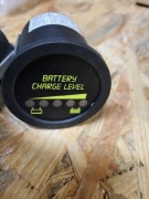 Akumeter Wskaźnik naładowania  12-48