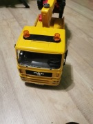 BRUDER 02750 MAN TGA pomoc drogowa z Jeepem