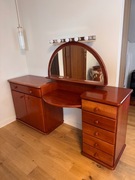 Toaletka Sara drewniana z lustrem Swarzędz brązowa 