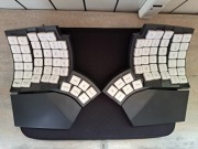 Klawiatura ergonomiczna Glove80 Rev.2 – Silent Linear + case