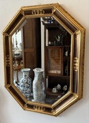 Ośmiokątne lustro ścienne