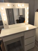 Toaletka do makijażu 