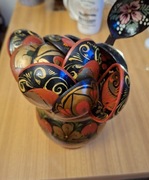 Komplet.Łyżki drewniane (11) w dzbanku (wazonie)