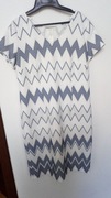 Sukienka geometryczny biało-szara r. 44 stan bdb