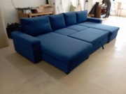 Narożnik z funkcją spania i pojemnikiem na pościel 