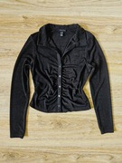 Bluzka na długi rękaw czarna marszczona zapinana z kołnierzykiem M