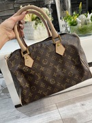 Torebka kuferek z modnym wzorem