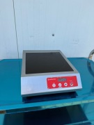 Kuchenka indukcyjna REVOLUTION 239995 3500W