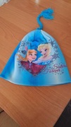Czapka niebieska z Elzą i Anną z Krainy lodu 8-10 lat