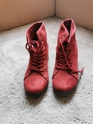 Bordowe botki na słupku rozm. 38