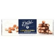 E. Wedel Luksusowa Mleczna z całymi orzechami laskowymi 220 g
