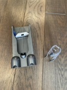 Oryginalna Stacja Dokująca Dyson + Uchwyt na Akcesoria | Stan Idealny