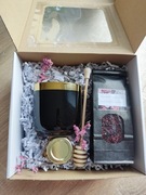 MINI BOX zestaw prezentowy K&H dla Niej Duży Kubek Czarny ze złotem prezent