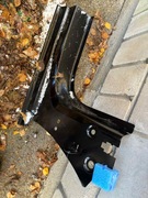 Astra K V Słupek prawy przedni próg