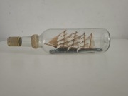 Statek w butelce żaglowiec dekoracja ozdoba domu pokoju biura