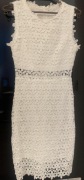 Piękna sukienka ecru z podszewką rozm. S